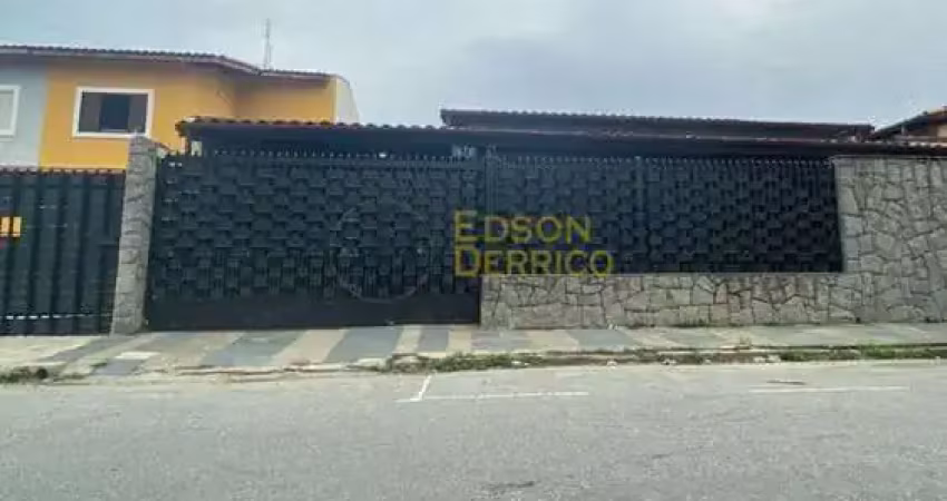 Casa com 3 quartos à Venda, Alto do Cardoso - Pindamonhangaba