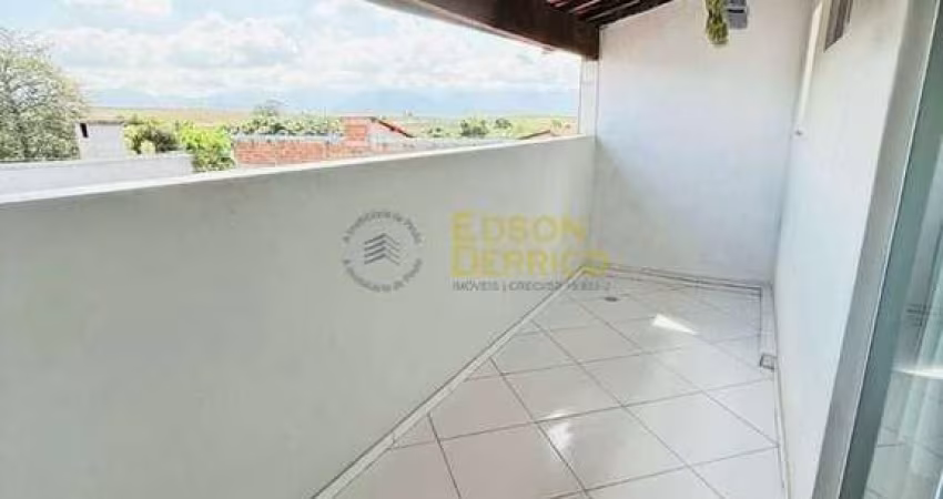 Sobrado com 3 quartos à Venda, Residencial Mombaça I - Pindamonhangaba