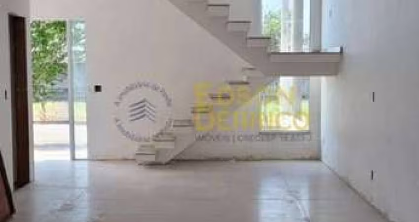 Sobrado em Condomínio com 3 quartos à Venda, Condomínio Residencial e Comercial Laguna - Pindamonhangaba