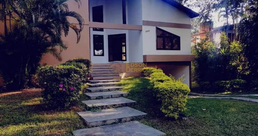 Sobrado em Condomínio com 3 quartos à Venda, Village Paineiras - Pindamonhangaba