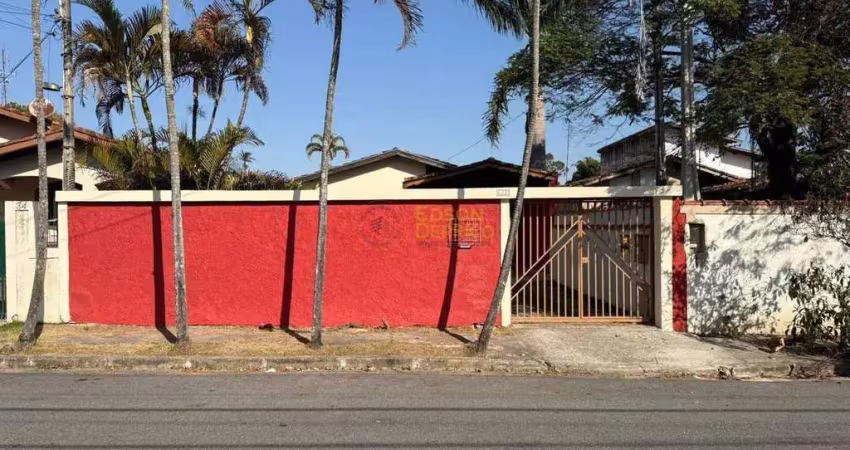 Casa com 3 quartos para alugar no Crispim, Pindamonhangaba 