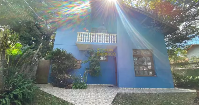 Casa com 3 quartos, jardim santa cecília - pindamonhangaba