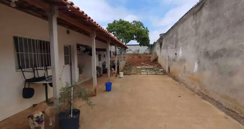 Casa com 2 quartos à venda, parque shangrilá - pindamonhangaba