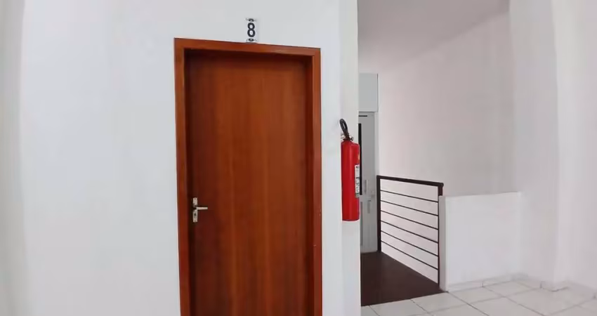 Casa comercial com 1 sala para alugar no Centro, Pindamonhangaba 