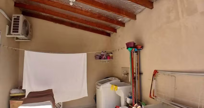 Casa em condomínio com 3 quartos, condomínio residencial e comercial laguna - pindamonhangaba