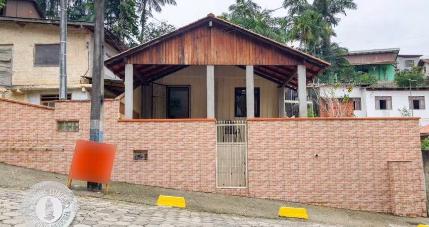 Casa com 4 quartos à venda no Velha Central, Blumenau 