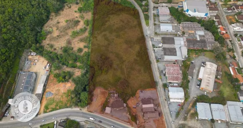 Terreno à venda no Itoupavazinha, Blumenau 
