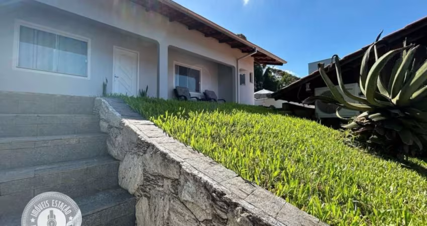 Casa com 4 quartos à venda no Tribess, Blumenau 