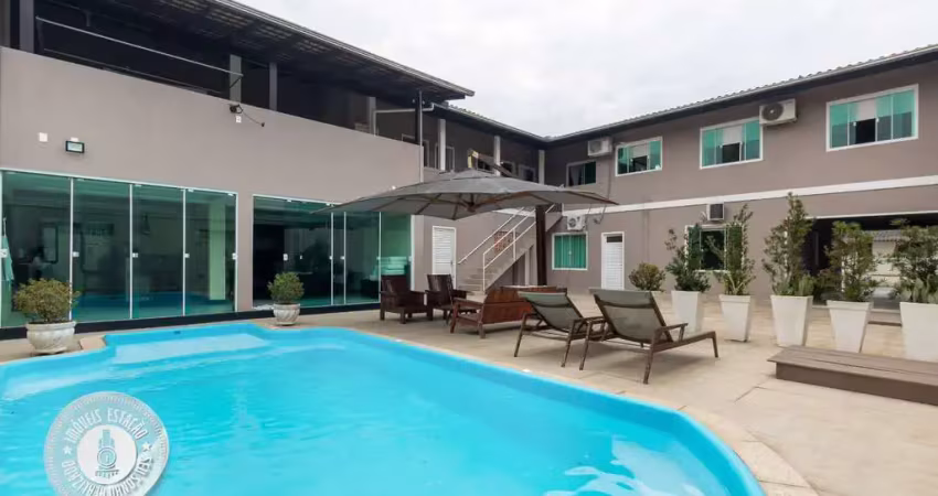 Casa com 5 quartos à venda no Garcia, Blumenau 
