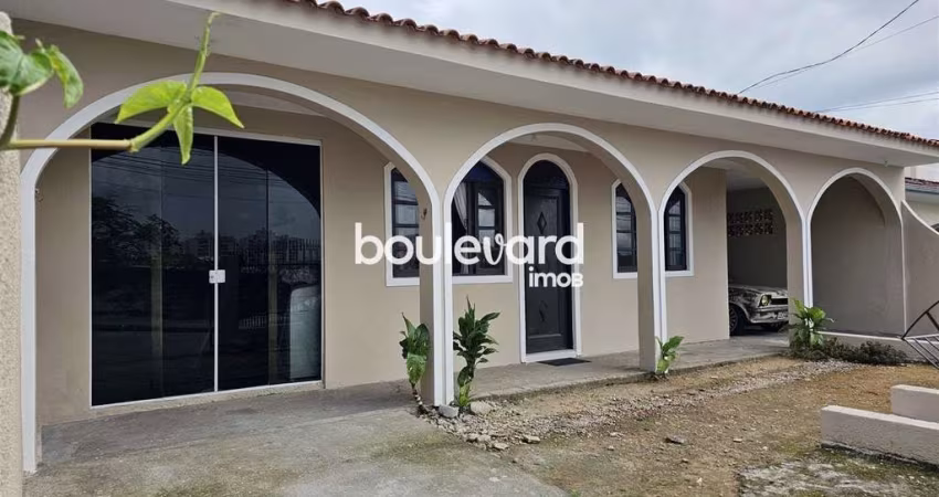 Casa de 3 Dormitórios | 1 Suíte | Serraria | São José