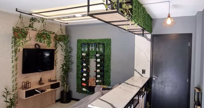 Apartamento 2 Dormitórios | Serraria | São José
