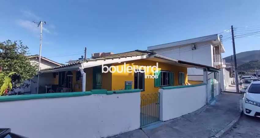 Casa com 4 dormitórios | fazenda da armação | governador celso ramos
