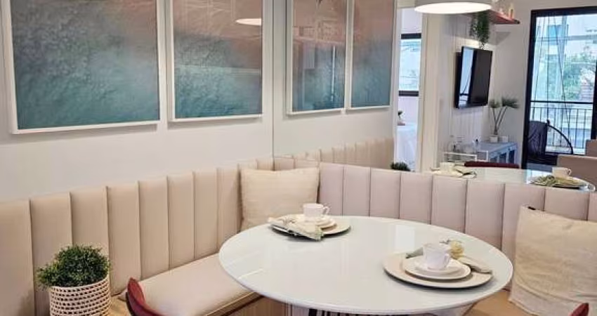 Apartamento de 2 Dormitórios | 1 Suíte | Areias | São José