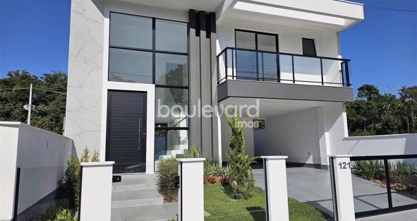 Casa de  4 Dormitórios | 1 Suíte | 1 Demi-Suíte | São José