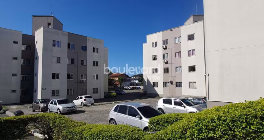Apartamento de 2 Dormitórios | Serraria | São José