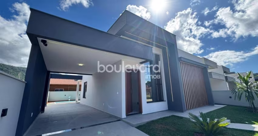 Casa de 3 dormitórios | 1 Suíte | Forquilhas