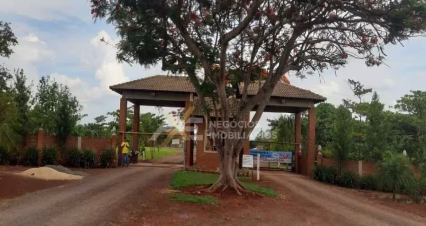 Terreno à venda na Avenida Estancia Favoreto, 55555, Centro, Sertanópolis