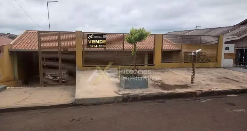 Casa a venda com edicula no fundo no jardim santo antonio em cambe
