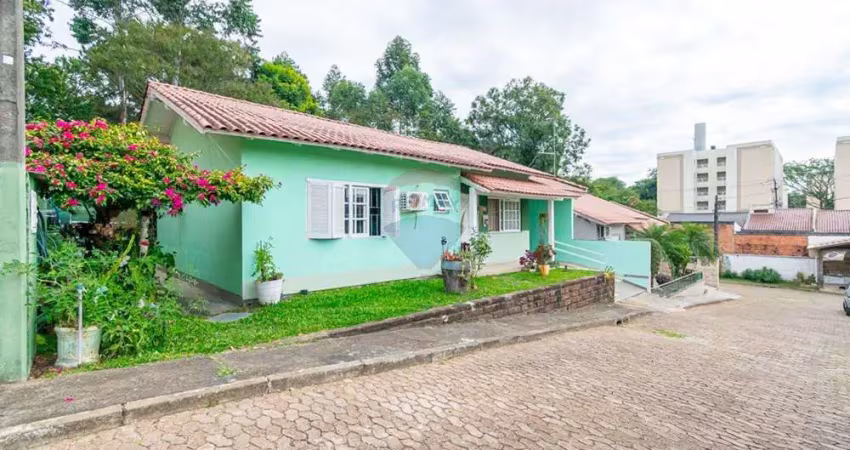Casa com 3 quartos, 2 banheiros - bairro flamboyant