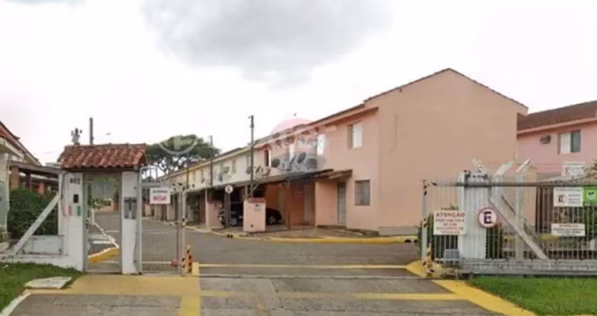 Lar perfeito: sobrado  em condomínio fechado com dois quartos e garagem coberta.