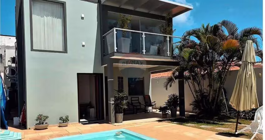 Casa à venda no Condomínio Aquaville em Arembepe