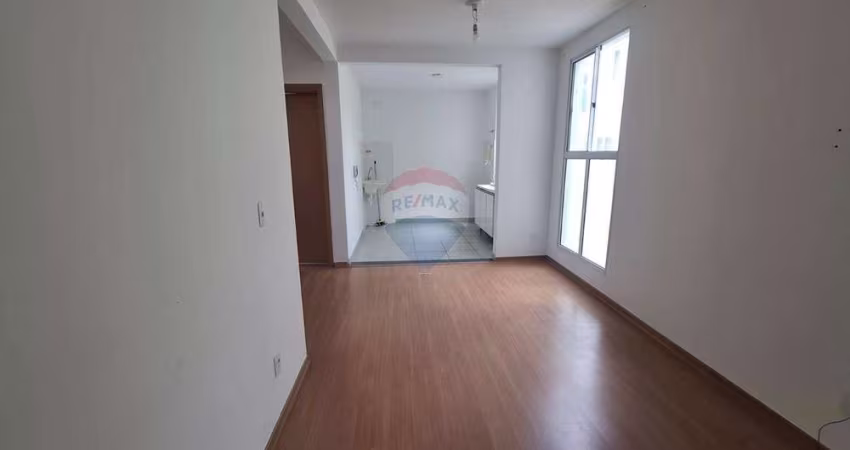 Apartamento para aluguel no Costa do Cacau, com elevador, em Abrantes.