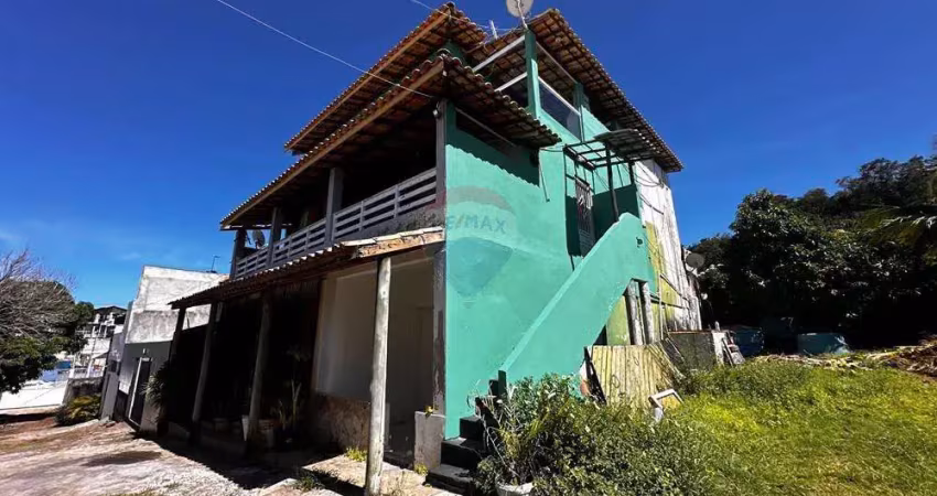 Sobrado a venda com 3 quartos em condomínio fechado em jauá