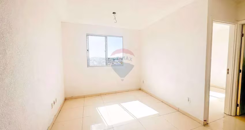 Apartamento nascente no condomínio mar de abrantes.