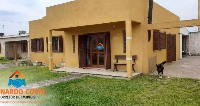 Casa próxima a Plataforma de Pesca em Salinas