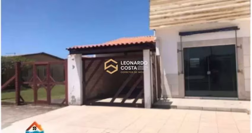 Sobrado com anexo e 2 salas comerciais no centro de pinhal