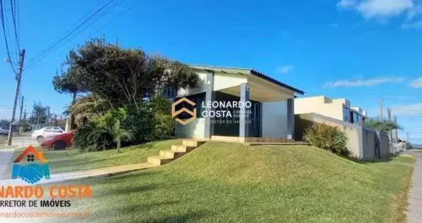 Excelente casa com piscina próxima ao mar em salinas