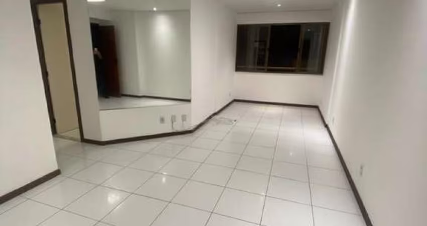 Apartamento 3 Quartos para Venda em Salvador, Pituba, 3 dormitórios, 1 suíte, 2 banheiros, 1 vaga