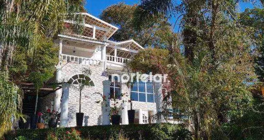 Casa com 4 quartos à venda, 500 m² - Alpes da Cantareira - Mairiporã/SP