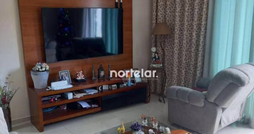 Sobrado com 3 dormitórios à venda, 210 m² por R$ 930.000,00 - Tremembé - São Paulo/SP