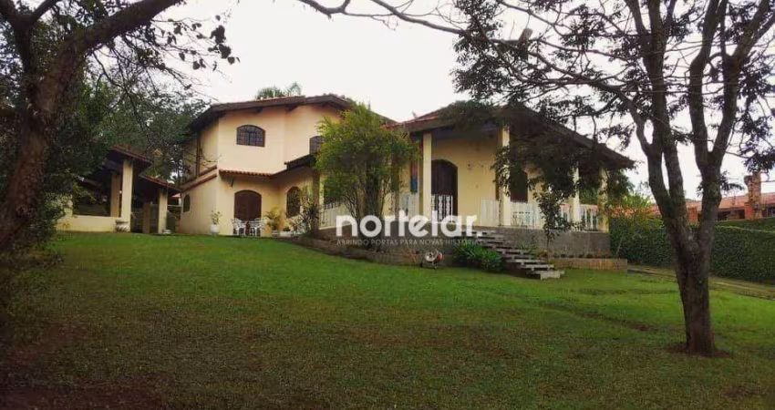 Excelente Casa no Alpes de Caieiras.