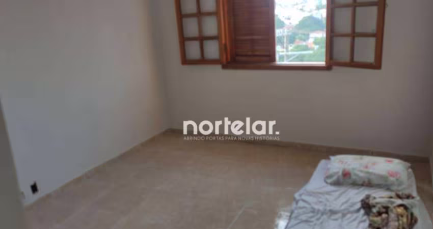SOBRADO  V. BANCÁRIA  +  EDÍCULA....