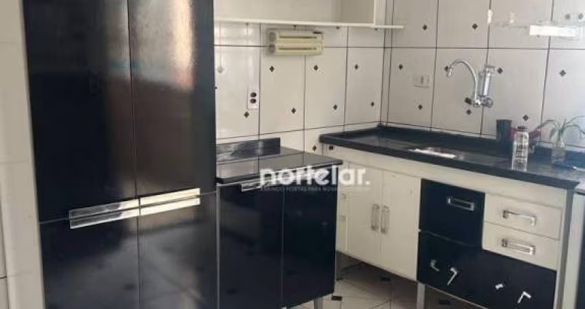 Apartamento com 2 dormitórios à venda, 55 m² por R$ 230.000,00 - Conjunto Residencial Elisio Teixeira Leite - São Paulo/SP
