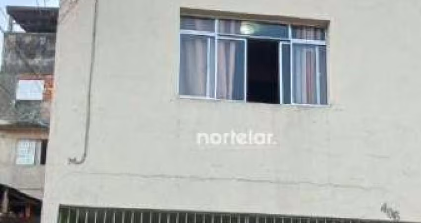 Sobrado com 3 dormitórios à venda, 200 m²  - Sítio Morro Grande - São Paulo/SP