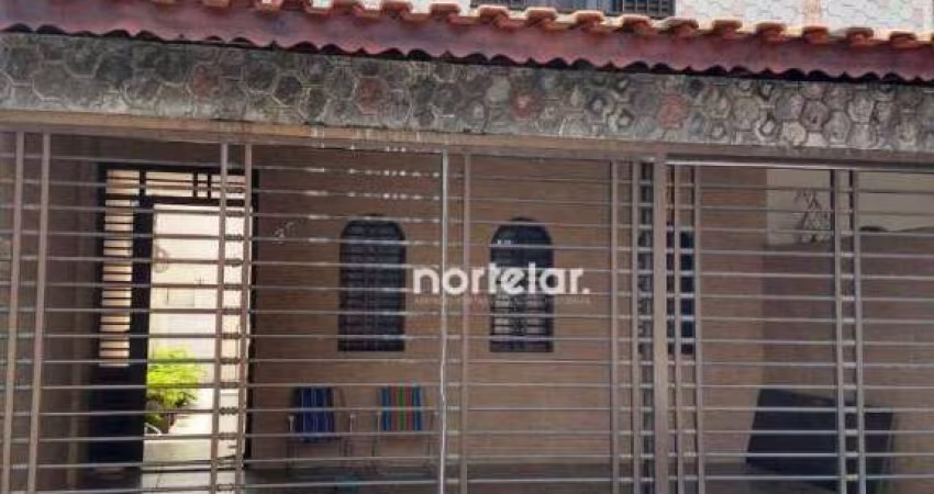 Ótimo sobrado à venda no Boqueirão - Praia Grande