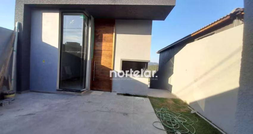 EXCELENTE OPORTUNIDADE CASA TERREA  Localizado na regiao do Portais (Polvilho)   casa com 3 dormitórios sendo uma suíte.  128,5m² Com área gourmet, la