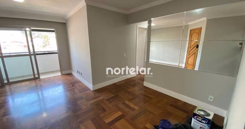 Apartamento de 79m² com 3 dormitórios sendo 1 suíte, sala 2 ambientes, cozinha, área de serviço, 2 banheiros, 2 vagas, condomínio com lazer completo,