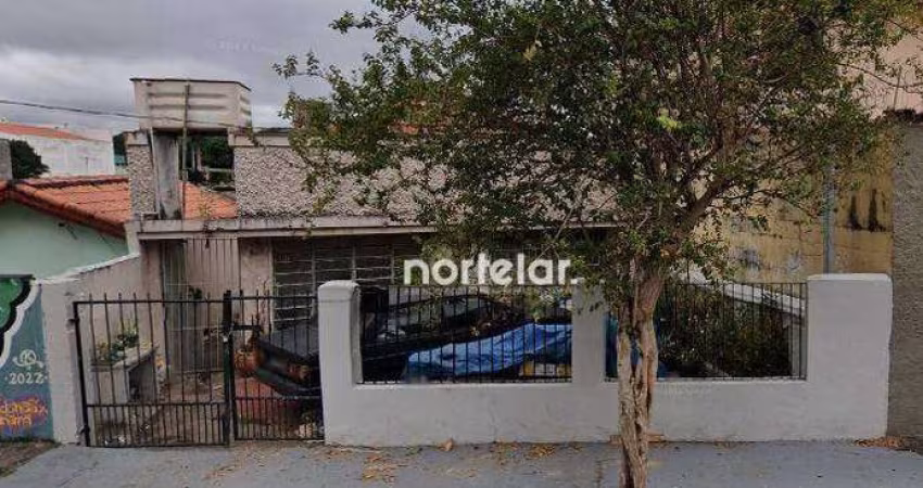 Terreno com casa antiga à venda na Vila Jaguara