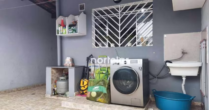Sobrado com 2 dormitórios à venda, 111 m² por R$ 525.000,00 - Jardim Maristela - São Paulo/SP