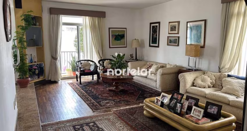 Apartamento no bairro Higienópolis 220 metros.
