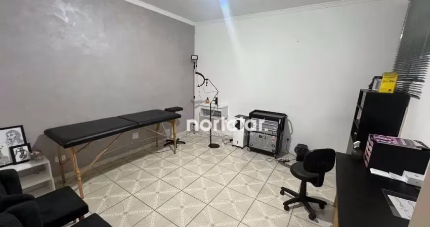 Excelente espaço comercial com salões amplos e salas versáteis – ideal para negócios e eventos!