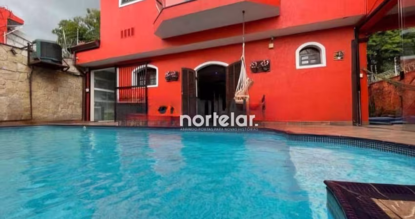 Este belíssimo imóvel oferece conforto, sofisticação e uma estrutura completa para você e sua família