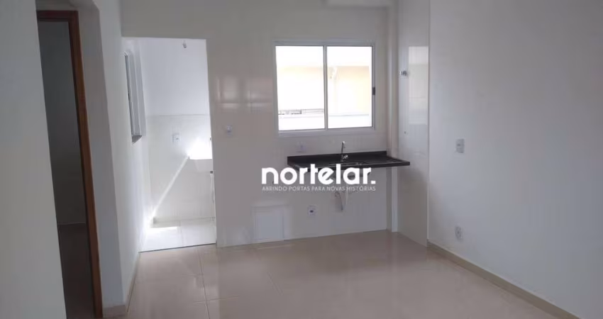 Condomínio novo, nunca habitado