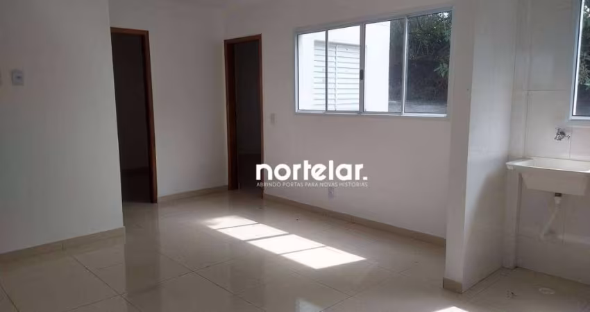 More em um apartamento novo nunca habitado