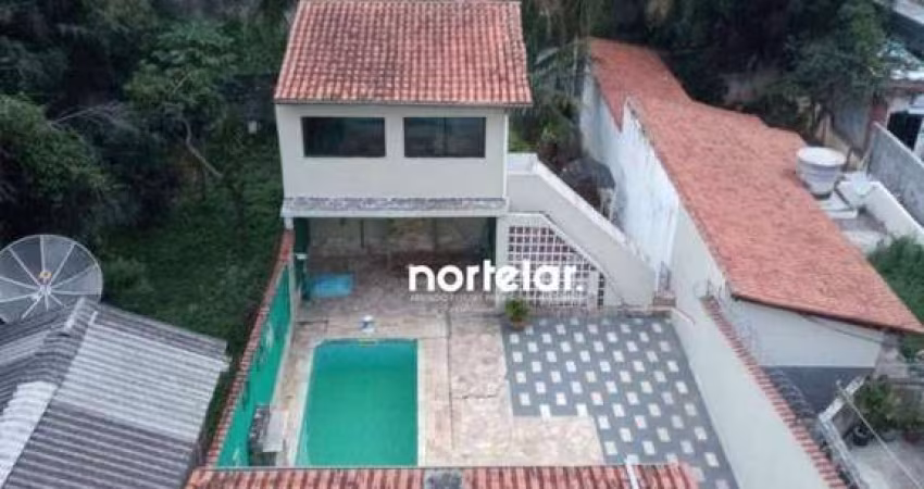 Sobrado com 5 dormitórios à venda, 423 m² por R$ 1.500.000,00 - Vila Guedes - São Paulo/SP