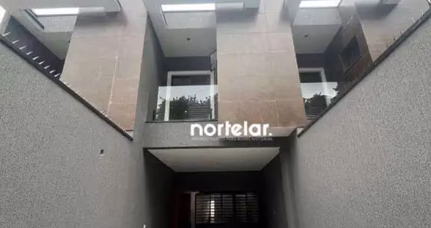 Sobrado novo à venda – 2 suítes, 2 vagas – acabamento impecável!  apresentamos este belíssimo sobrado recém-construído, com 2 dormitórios, ambos suíte